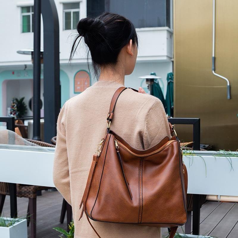 Alexa Hobo Tote bag