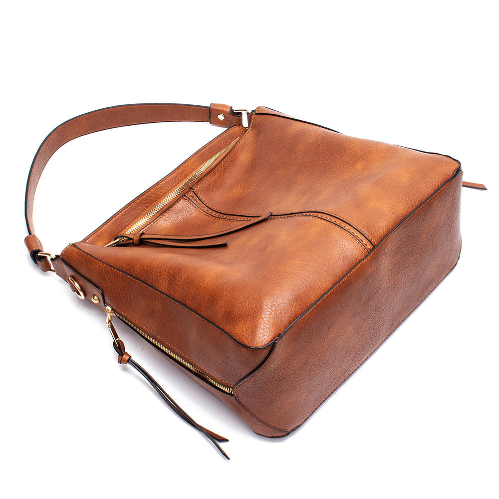 Alexa Hobo Tote bag